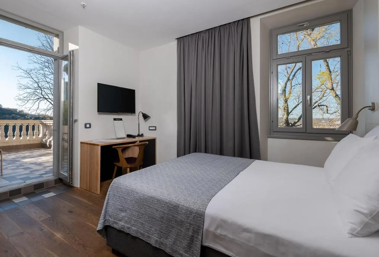 Hotel Peteani Labin  Croacia