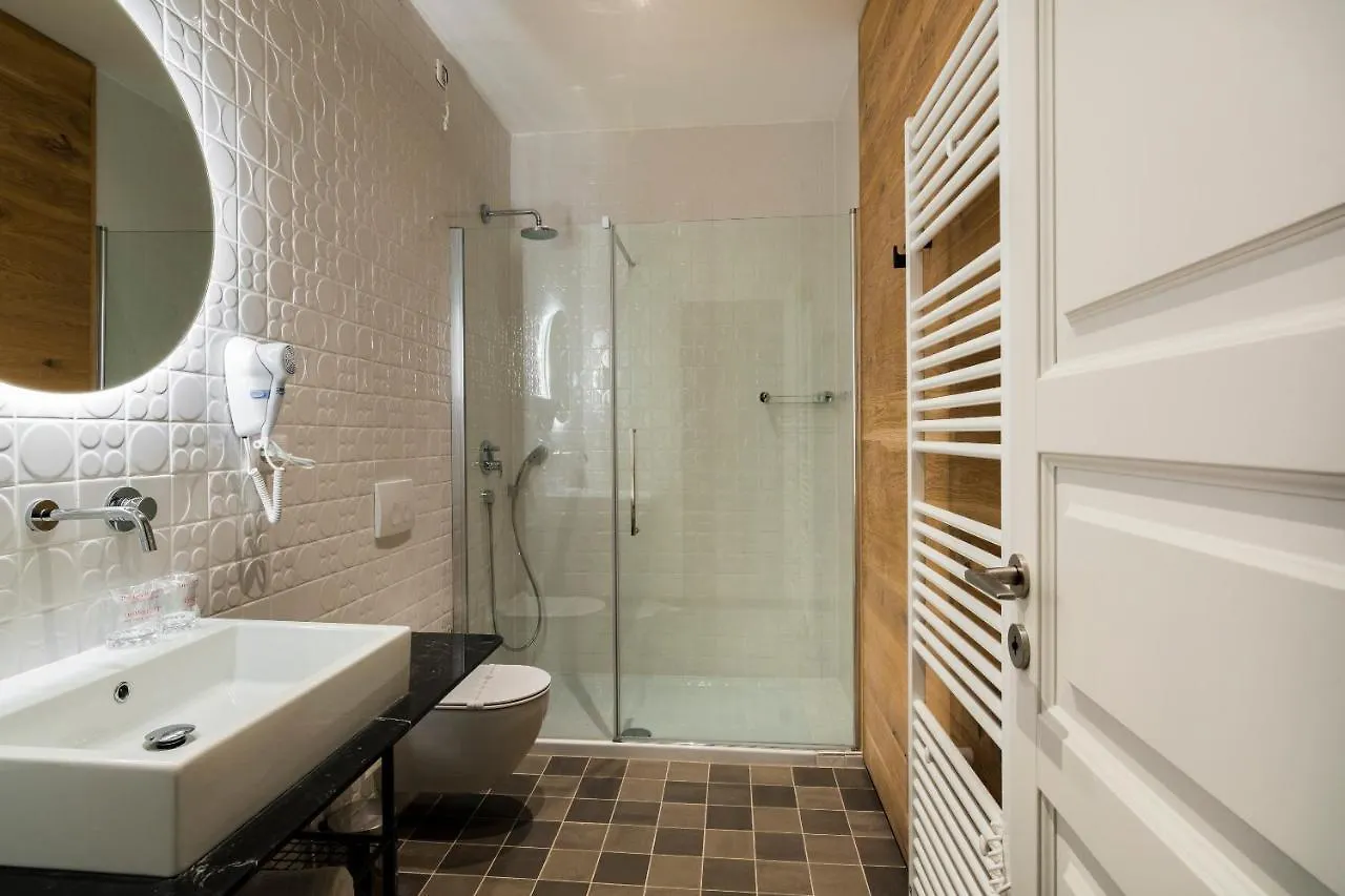 Hotel Peteani Labin   Labin (Istria)